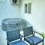 Spacious Seafront 2 Bedrooms With Hot Tub Gogzr-5 * Gzira