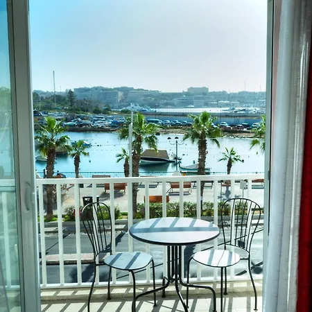Spacious Seafront 2 Bedrooms With Hot Tub Gogzr-5 *