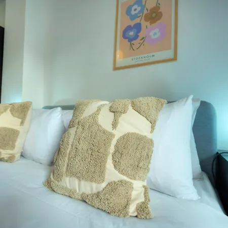 Spacious Seafront 2 Bedrooms With Hot Tub Gogzr-5 Gzira