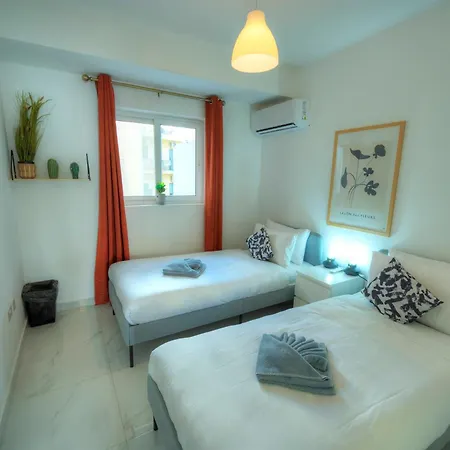 Spacious Seafront 2 Bedrooms With Hot Tub Gogzr-5 아파트 *