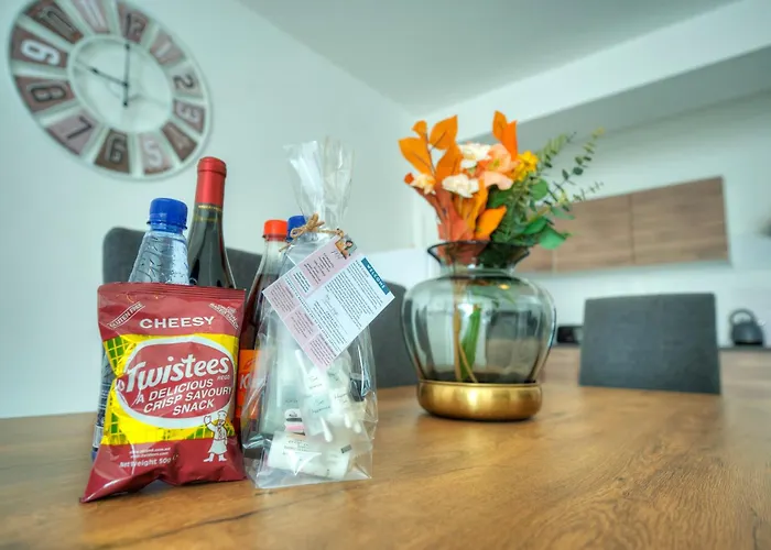 Spacious Seafront 2 Bedrooms With Hot Tub Gogzr-5 Apartment